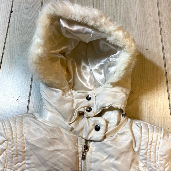 Bebe White Belted Puffer Jacket With A Faux Fur Hood Down Feather Fill Size L - Picture 6 of 13